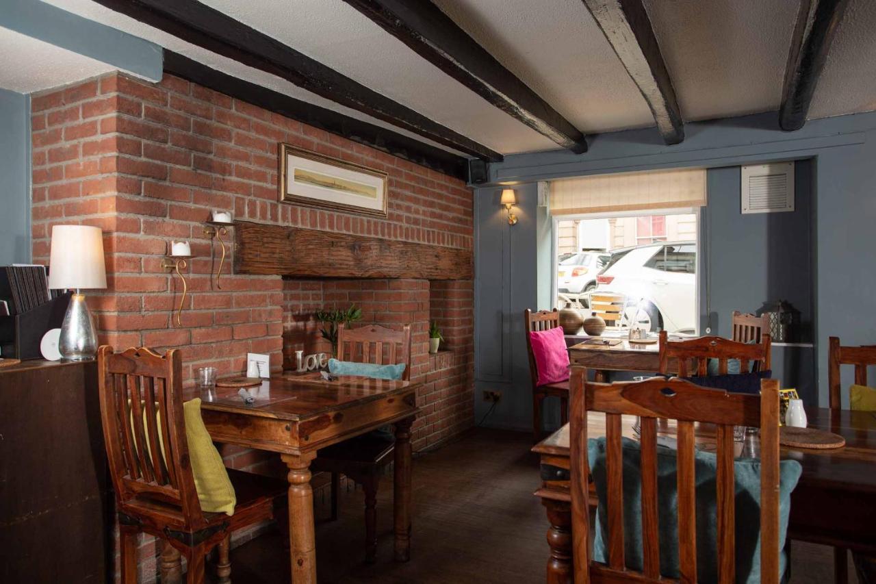 Queens Head Hotel Berwick Upon Tweed Extérieur photo