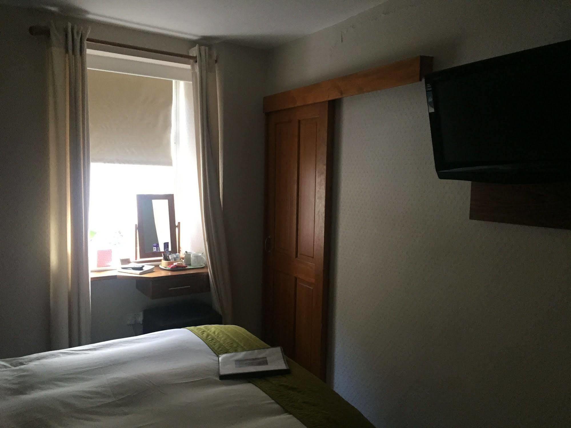 Queens Head Hotel Berwick Upon Tweed Extérieur photo